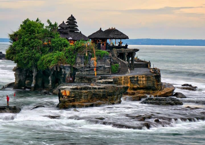 Bali bans cryptocurrencies.